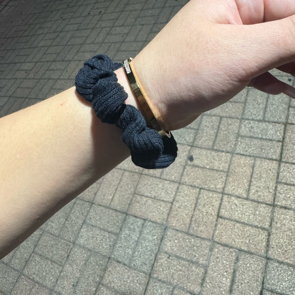 Women’s Designer Bracelet - Picture 3 of 3